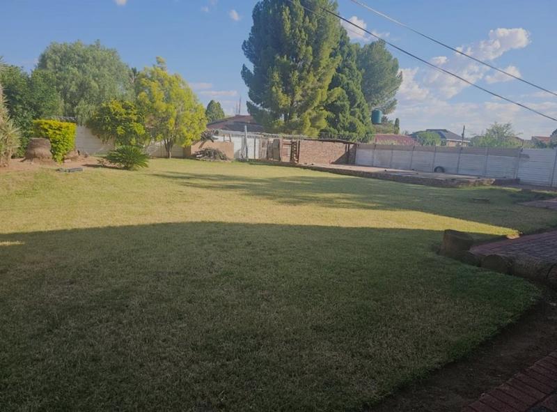 5 Bedroom Property for Sale in Mmabatho North West